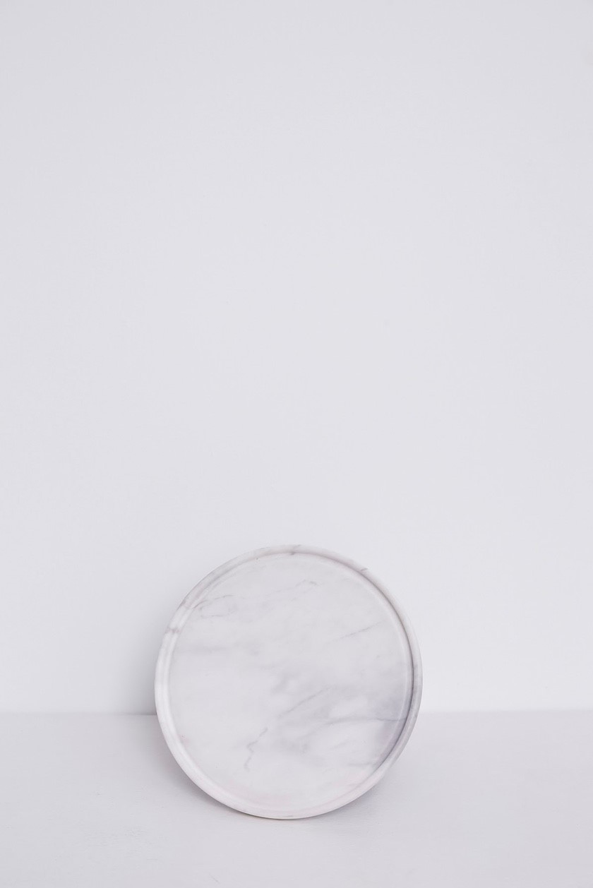 V002 ROUND TRAY White venus Marble